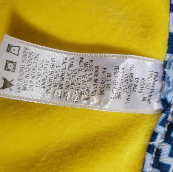 On the Go Activity Throw - Picture 2 of 5